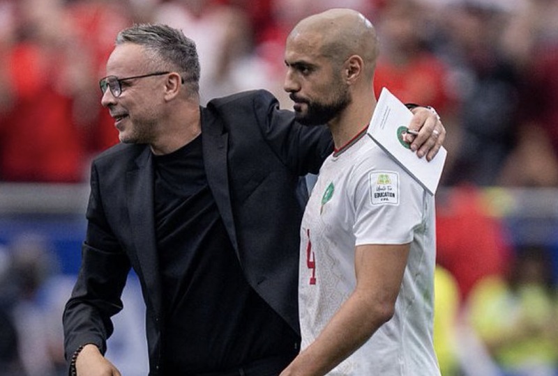 أمرابط يرد على وهبي: لم أطالب يوماً بمكان أساسي مع المنتخب المغربي