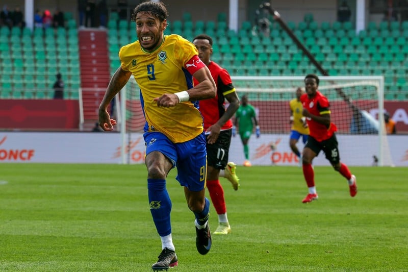 أوباميانغ يرفض العودة لمنتخب الغابون