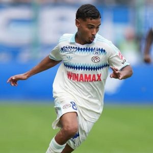 ياسين جسيم يتصدر قائمة نجوم المراوغات في الدوري الفرنسي