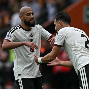 مانشستر يونايتد يضع دفاعه تحت المجهر ومزراوي أمام موسم مفصلي