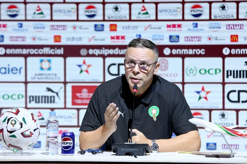 وهبي يوضح حقيقة تعزيز الطاقم التقني لأسود الأطلس ويشيد بتألق الزابيري