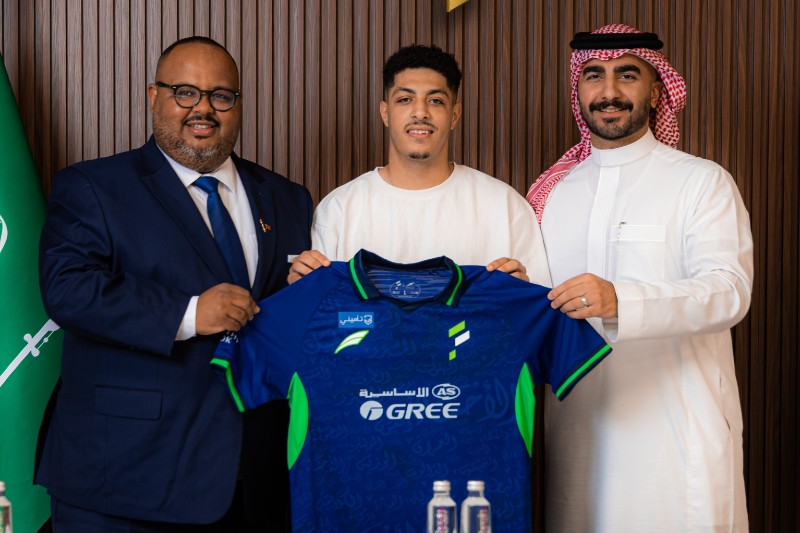 الصادق ينتقل معارا إلى الفتح السعودي
