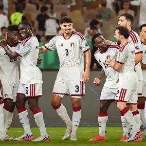 الإمارات تنهي مجموعات "خليجي" متصدرة