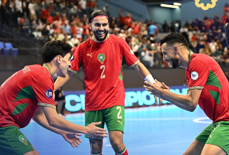 "أسود القاعة" يكتسحون منتخب الجزائر في مستهل مبارياتهم في "كان المغرب"