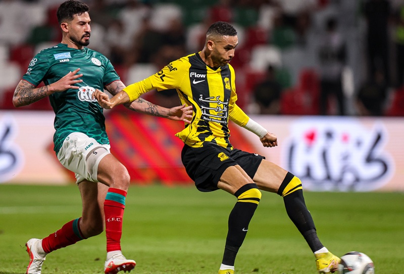 ثنائية النصيري تقود الاتحاد لاكتساح الاتفاق واعتلاء صدارة هدافي "العميد"
