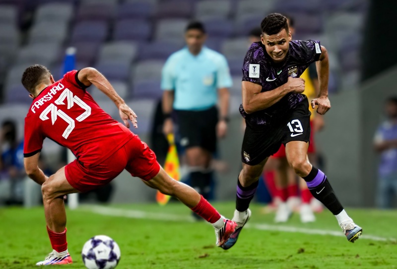 الحسين رحيمي يقود العين لهزم تراكتور الإيراني في دوري أبطال آسيا