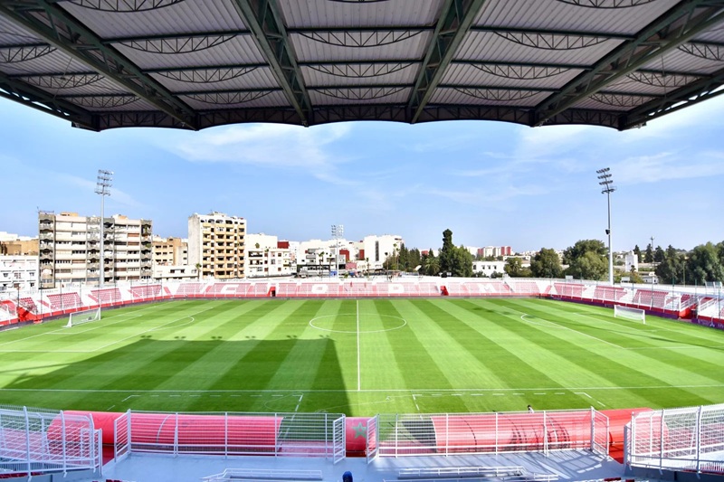 المغرب الفاسي والرجاء بملعب مكناس