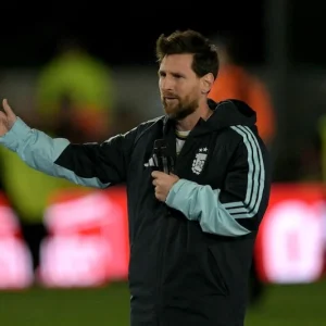 ميسي: أفتقد قميص منتخب الأرجنتين.. واتخذت القرار الصحيح
