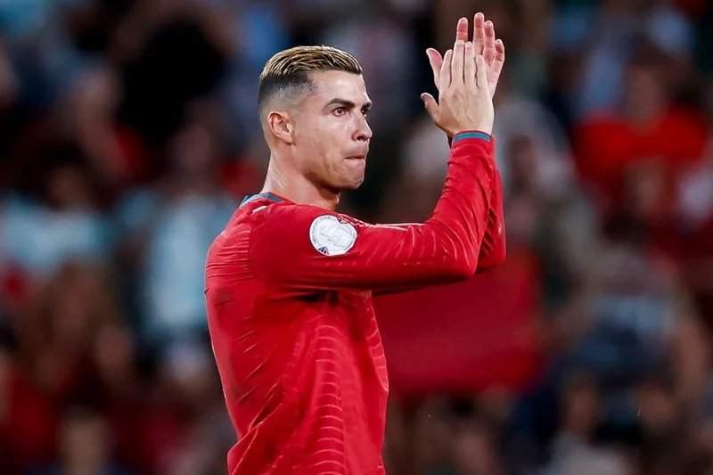 رسميا.. الاتحاد البرتغالي لكرة القدم يوقف كريستيانو رونالدو